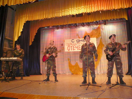 09:19 Фестиваль патриотической песни в городе Шумерле был посвящен Дню защитника Отечества